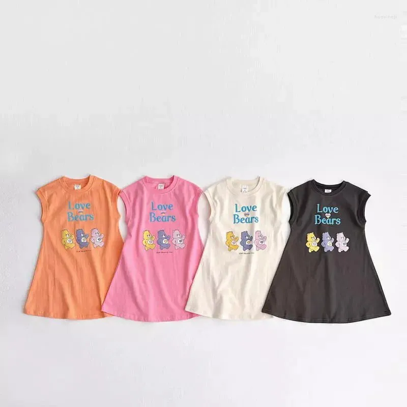 Vestidos de niña coreanos de verano 2024, vestido sin mangas para niñas, vestido veraniego de algodón con oso de dibujos animados para bebés, vestido sin mangas con cuello redondo para niños pequeños