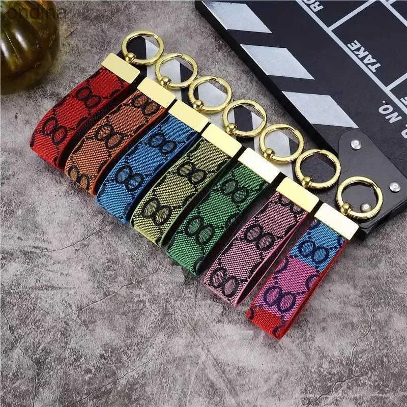 Key Lanyards Designer Car Key chains Keyring Lovers Keychain Real Leather Classic Fashion Key Accessories 05 240304