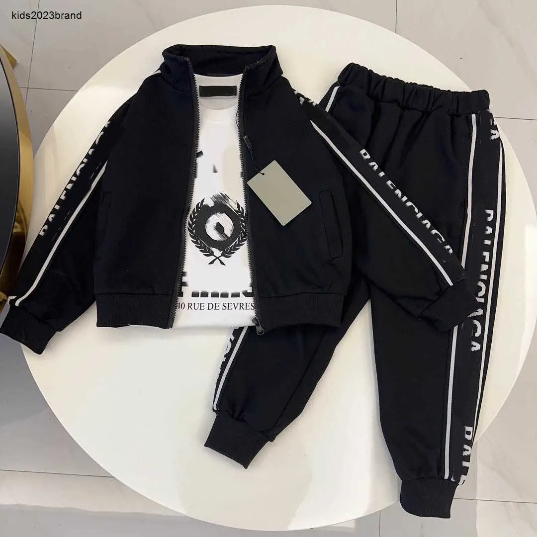 Nya babykläder Autumn Boys Tracksuits Zipper Kids Three-Piece Sports Sal Storlek 100-150 cm Hoodie Jackets and Pants 24Feb20