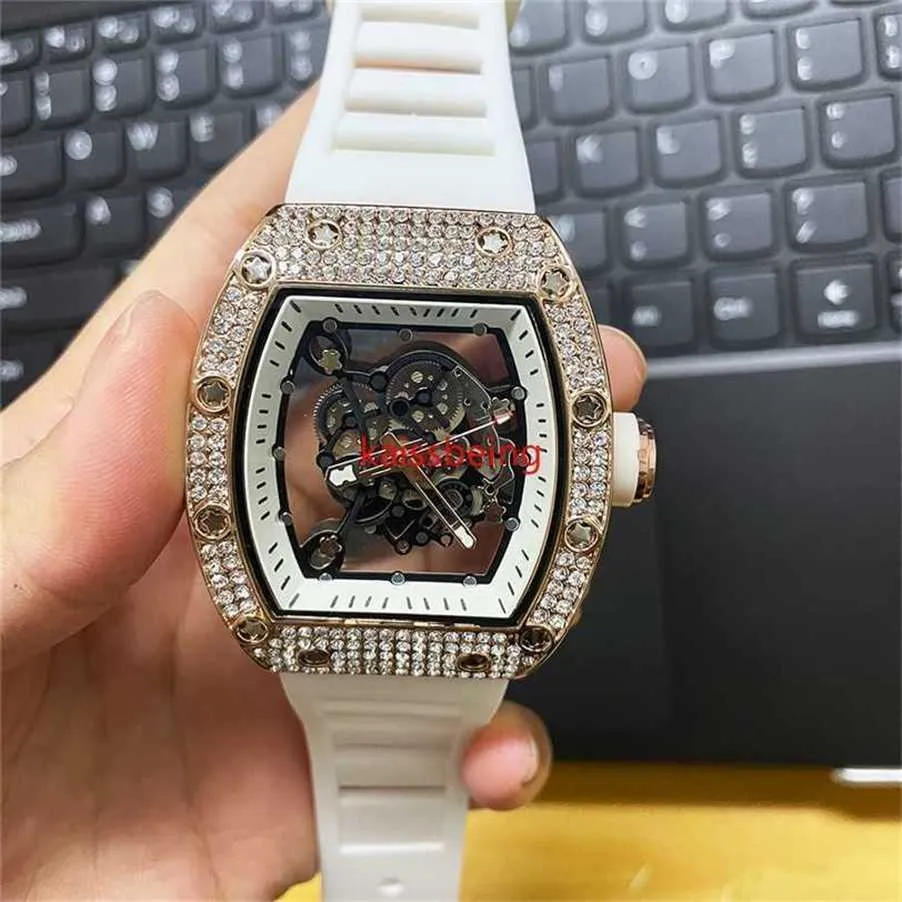 12% korting op horloge Horloge met diamant heren sport vrije tijd dames holle wijzerplaat siliconen kwarts fabrieksverkoop