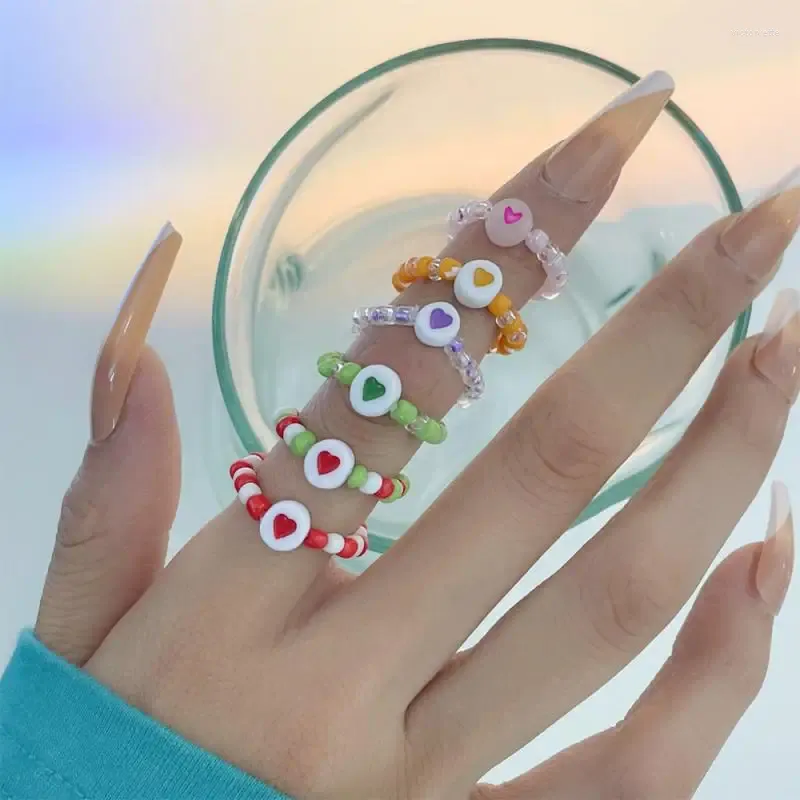 Anillos de racimo 6 unids verano Bohemia Heart Bead Set para mujeres Fresh Colorful Beads Finger Stretch Rope 2024 Joyería de moda coreana