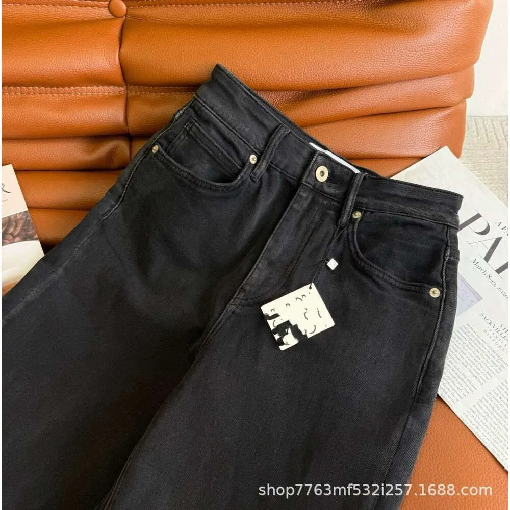 24 Year Early Spring New Niche Design Fashionable Embroidered Washed Straight Leg Jeans Designer Jeans