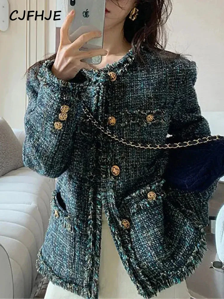 CJFHJE Autumn Winter Loose Retro Tweed Jackets Kvinnor Elegant Luxury Green Plaz Blazers Female Korean Fashion Oneck Suit Coats 240226