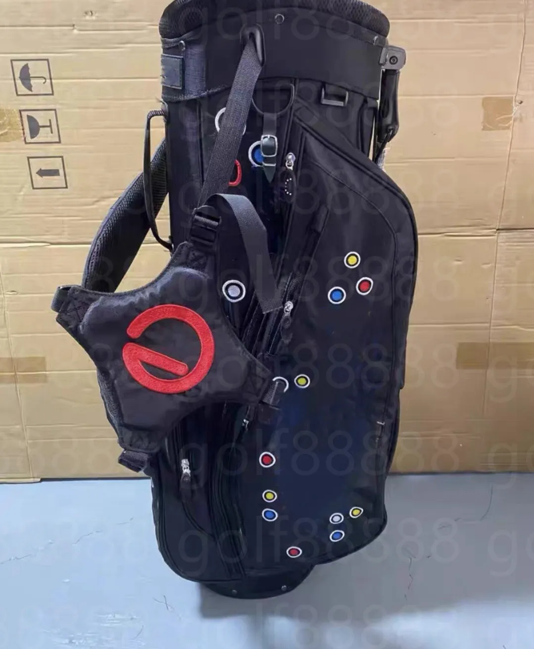 Sacs de golf Sacs sur pied Ultra-légers, givrés, imperméables Matériau imperméable de grand diamètre et de grande capacité Contactez-nous pour voir les photos avec LOGO