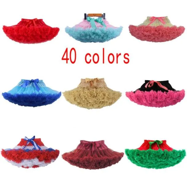 40 färger Retail Christmas Baby Girl Designer Clothes Tulle kjol Tutu Butterfly Ruffle pettiskirt kjolar korta kjolar boutique cl8571379