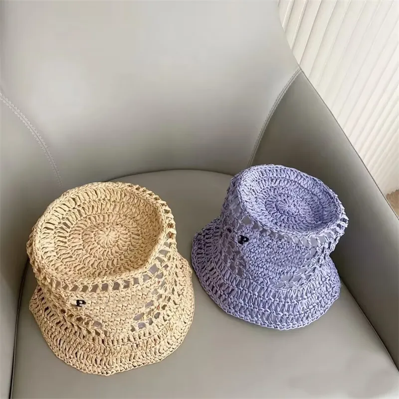 Luxury Beach Hat Summer Weaving P Straw Designer Hat For Women Seaside Pure Color with Black Letter Fresh Porous Breattable Bucket Hats snygg PJ088 H4