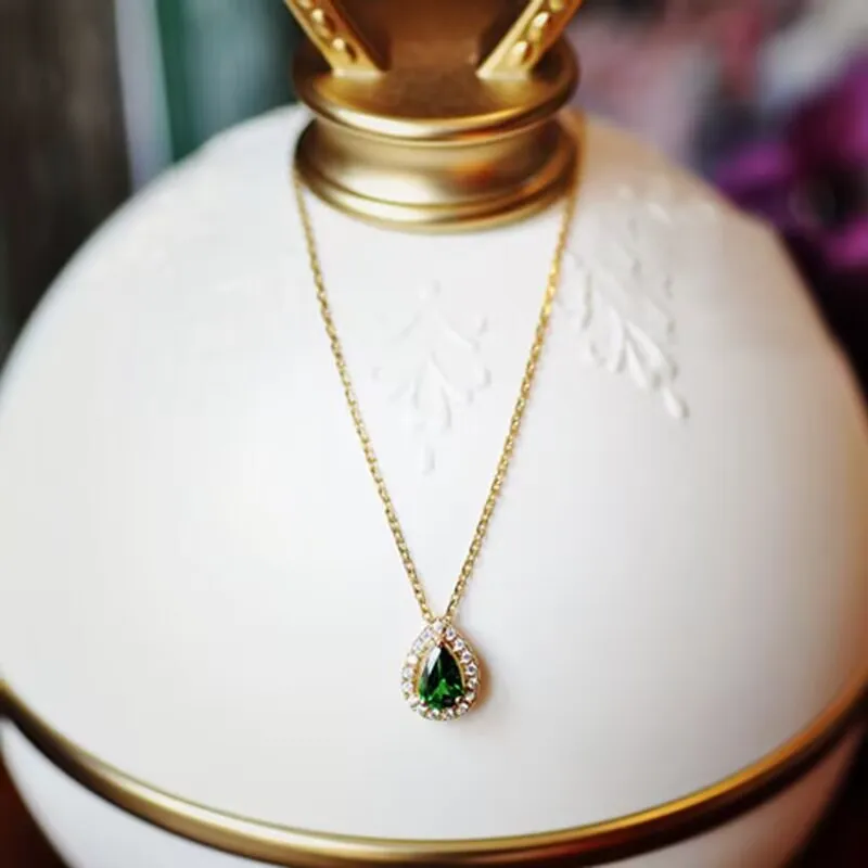 Collana con ciondolo di design d'amore Collane con agata verde Catena con piastre 18K Gioielli classici per Van WomenGirls Wedding Regali per amici di San Valentino