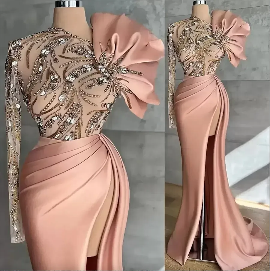 Eine elegante lange Ärmeln Meerjungfrau Prom -Kleider vorne Split Sweep Zug rosa Satin Formal Abend OCN Kleider Robe 2024