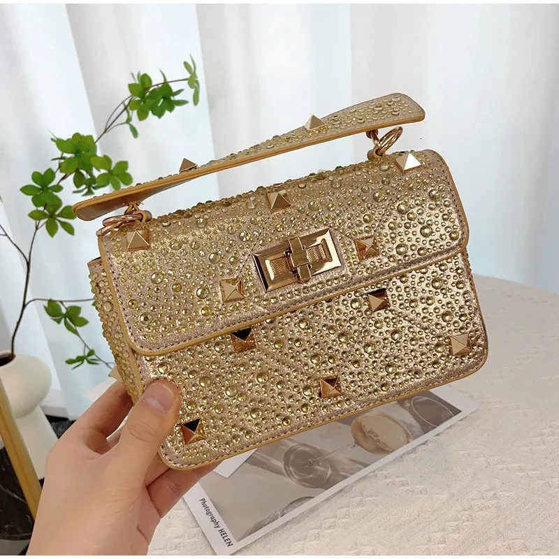 Fashion Liu Nail Shoulder Bag Luxury Diamond Chain Small Square Brand Designer Womens Messenger Versatile Handheld 240228