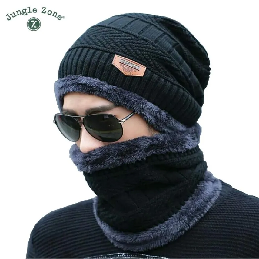 Cappello nero sciarpa berretto in due pezzi Collo caldo cappello invernale lavorato a maglia Berretti da uomo Berretti berretto lavorato a maglia da uomo Cappelli in maglia in pile Skullies Berretti 333s