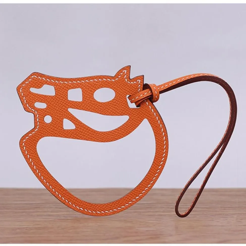En kaliteli PU deri at cheval çanta cazibesi marka başlık süsleme trend paddock anahtar zinciri sevimli el yapımı anahtarlıklar328z