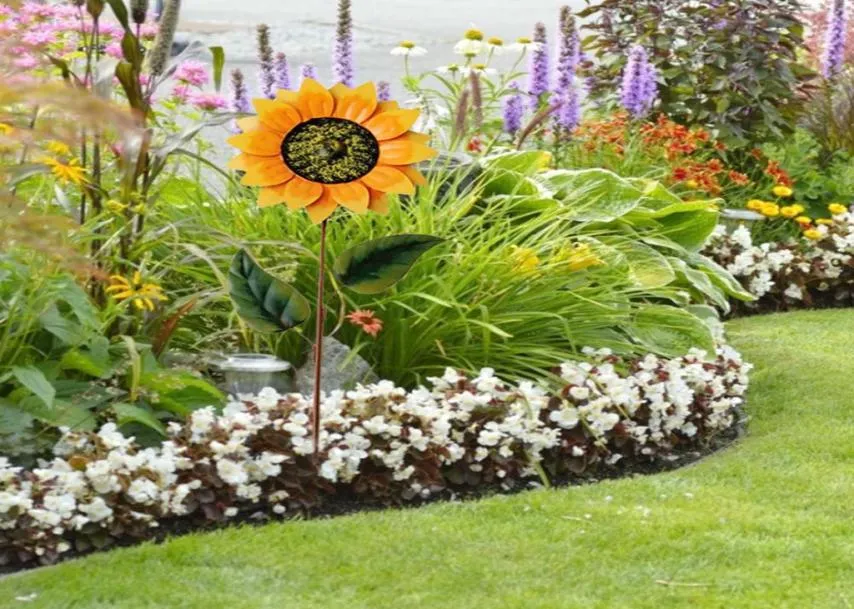 Wrought Iron Windmill Courtyard Outdoor Rotating Stake Sunflower Wind Spinner Yard Statue Garden Decor Ornaments Q08117988845
