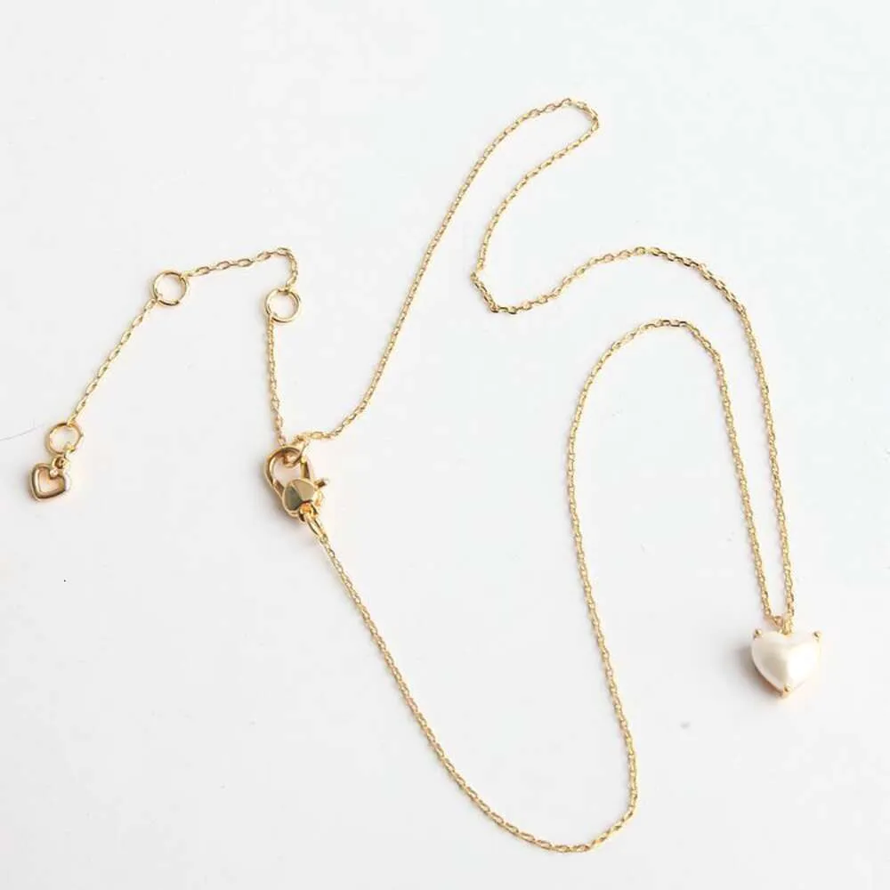 Desginer Kendras Scotts Halskette Schmuck Tägliche Accessoires Ks Gold Liebe Harz Perle Herz Einzelner Anhänger Kurze Halskette Halsband für Frauen