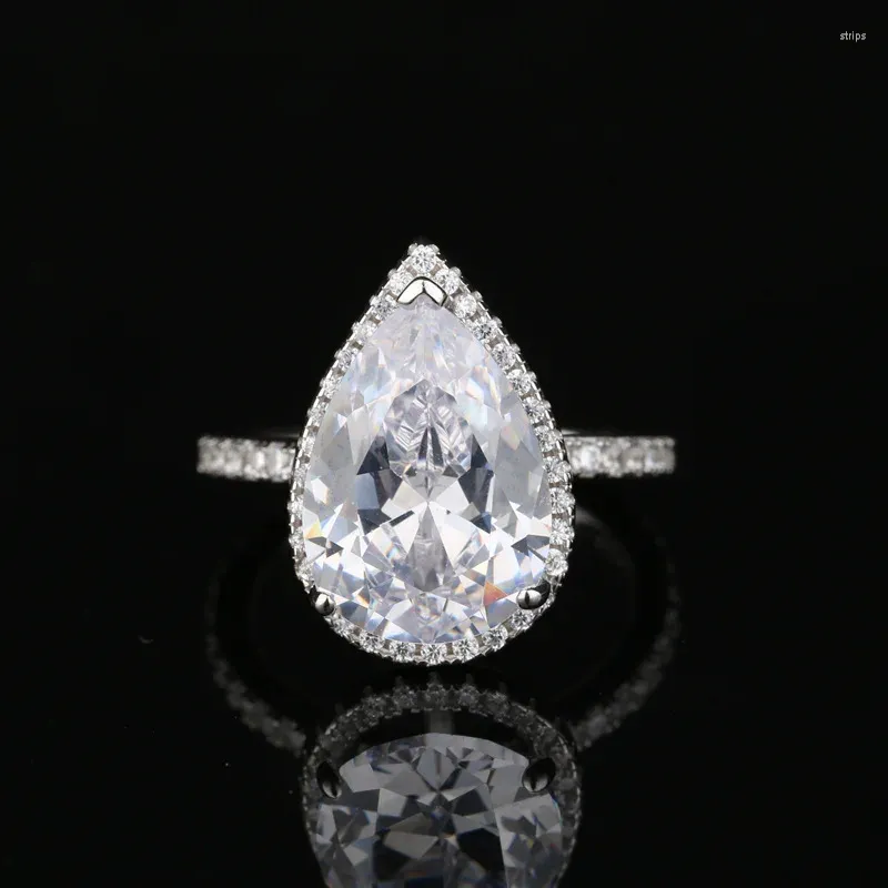Anéis de cluster S925 prata grande gota em forma de pedra preciosa anel feminino diamante cross border atacado