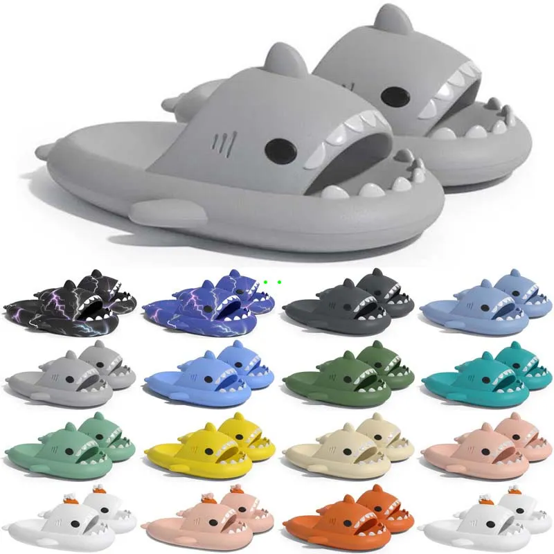 Gratis fraktdesigner Shark Slides Sandal Gai Sliders för män Kvinnor Sandaler Slide Pantoufle Mules Mens Womens Slippers Trainers Sandles Color70