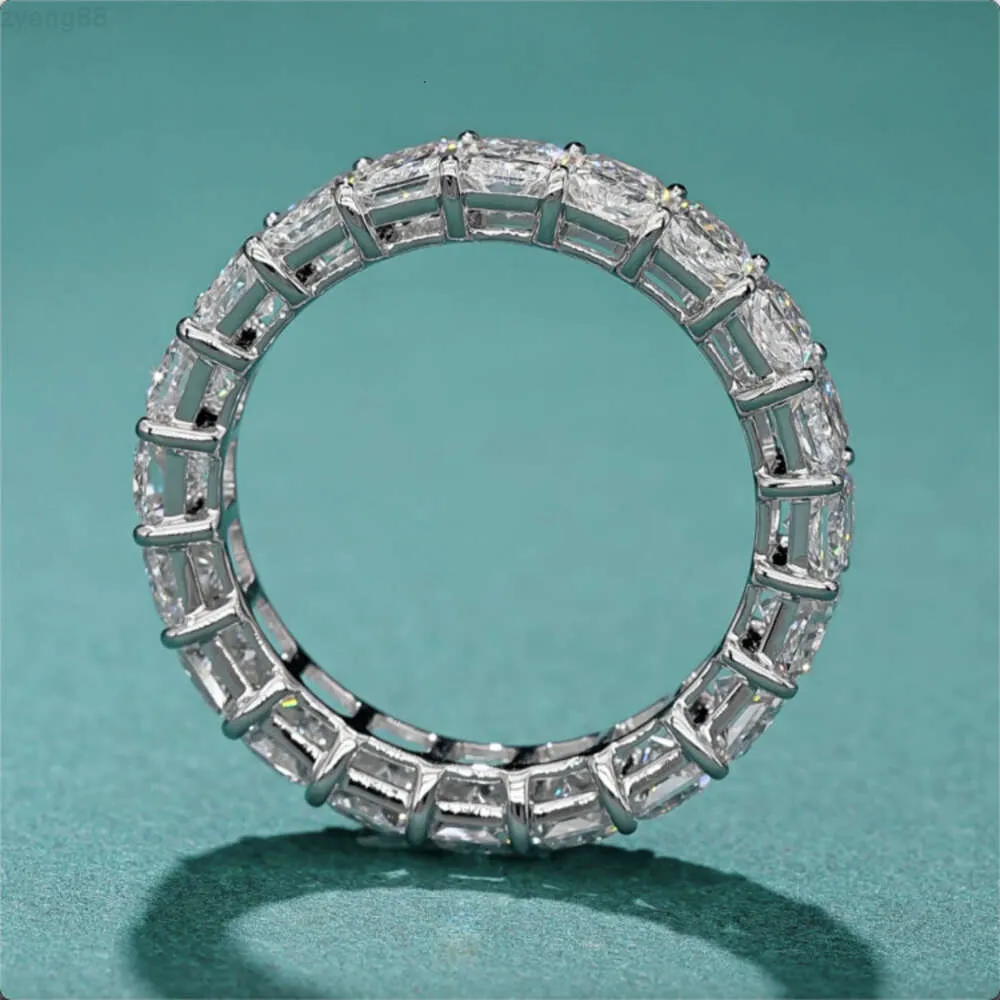 Voaino 9k 14k 18k fedi nuziali da uomo certificato Igi Full Lab Grown Diamond Eternity Band anello nuziale con taglio smeraldo