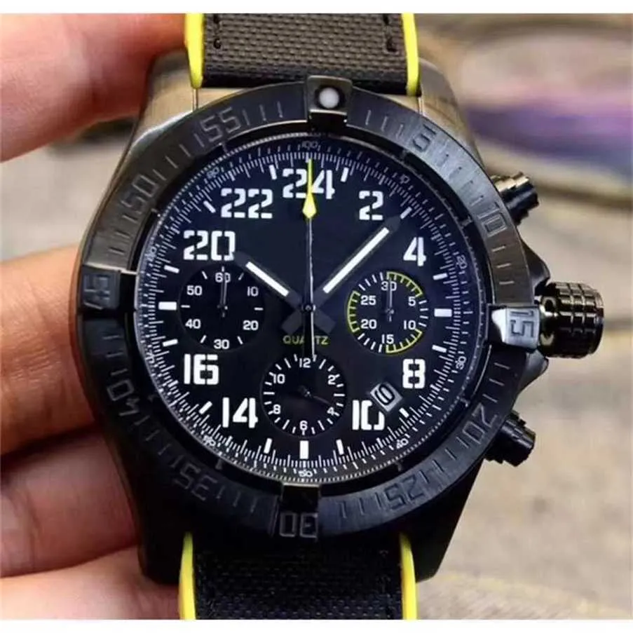 14% скидка Watch Quartz Movement Chronograph Black Dial 316L Премиум из нержавеющей складки Mens Mens Sport