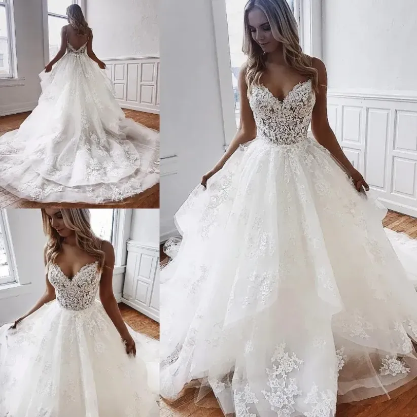 Incroyable Une Ligne Dentelle Robes De Mariée Dos Nu Col En V Perlé Plage Robes De Mariée Balayage Train Tulle Appliqué Boho Robes De Noiva