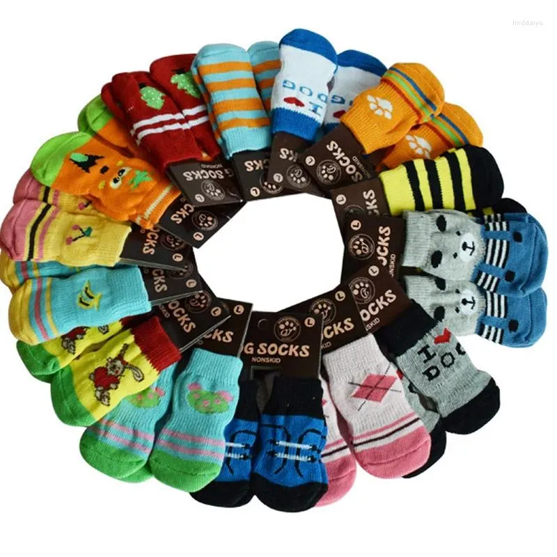 Abbigliamento per cani Calzini per animali domestici Scarpe per interni ed esterni antiscivolo VIP Teddy Pomerania Bichon Modello di colore casuale