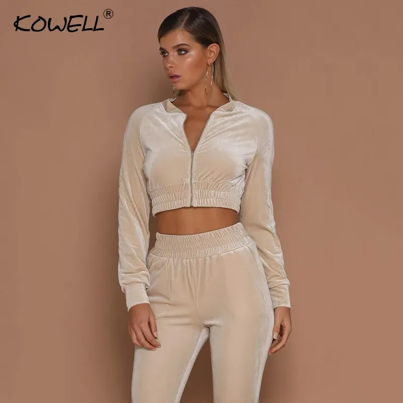 Capris Vendita calda Autunno Due pezzi Tute aderenti per le donne Tuta manica lunga Velluto con cerniera Tuta corta Top Pantaloni casual completi