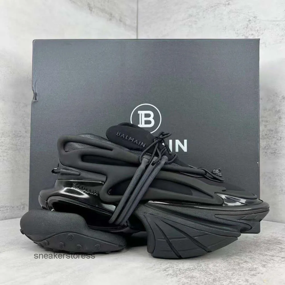 Мужская дешевая качественная дизайнерская обувь с подушкой безопасности, модные кроссовки Balmana для пар, распродажа, лучшие кроссовки One Foot 2024 714q
