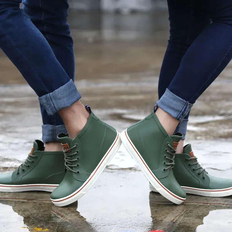 Rainshoes Non-Slip Water Shoes Women Fishing Shorta Rainboots Rubber Men Garden Boots Men Par Shoes Fashion Sneakers 240226