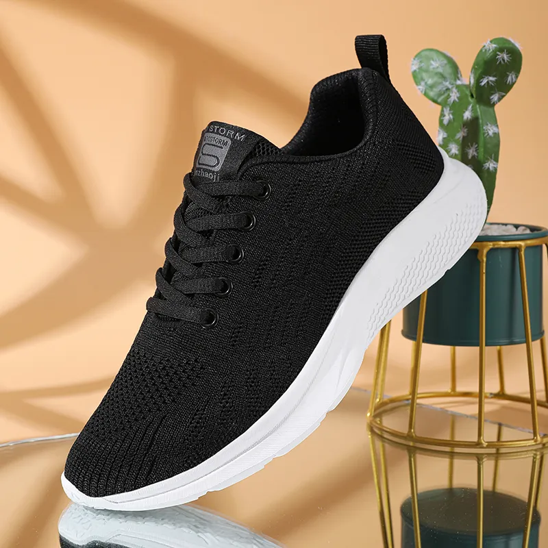 Casual skor för män kvinnor för svartblå grå gai andas bekväm sporttränare sneaker färg-24 storlek 35-42