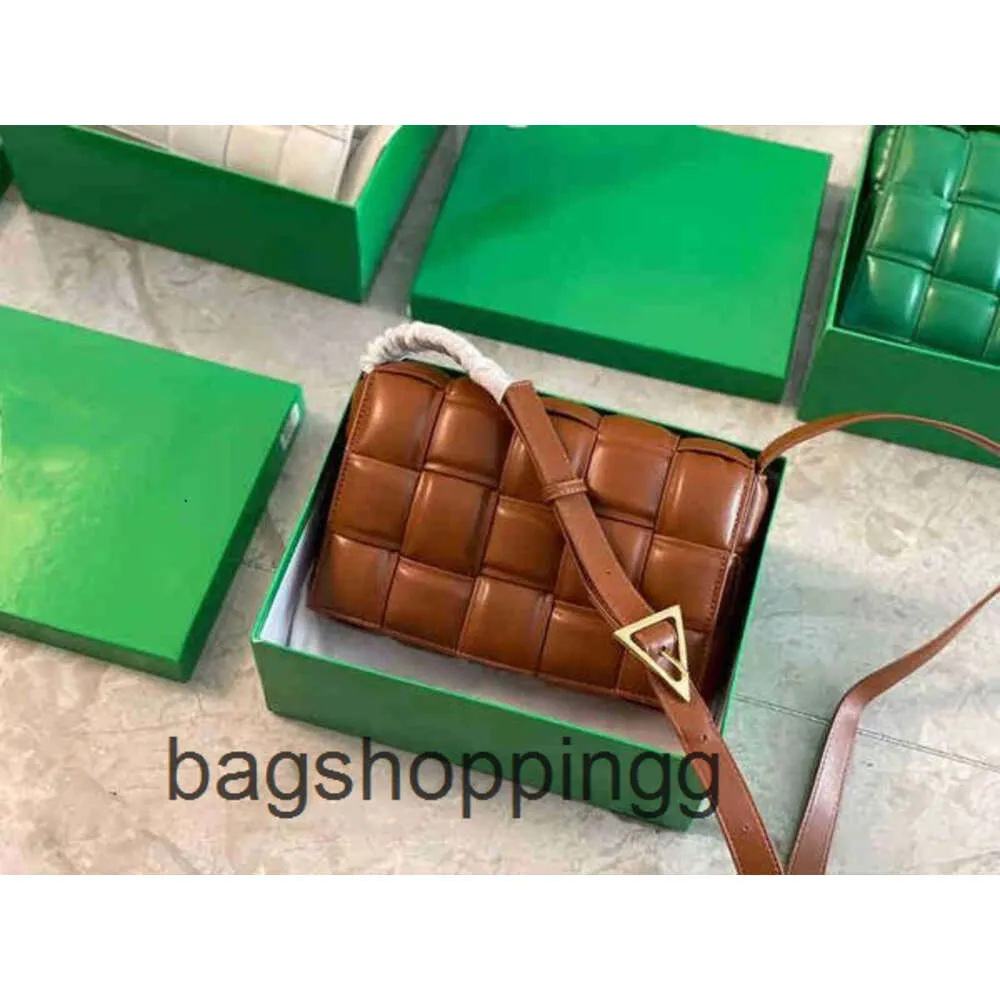 Sac Grand Messenger Luxe Bottegs Fourre-tout Soirée Épaule Lady Sacs tissés Petit classique Treillis Sacs à main Oreiller Cassette Loisirs Venetaes Green Square Femmes LC8Y