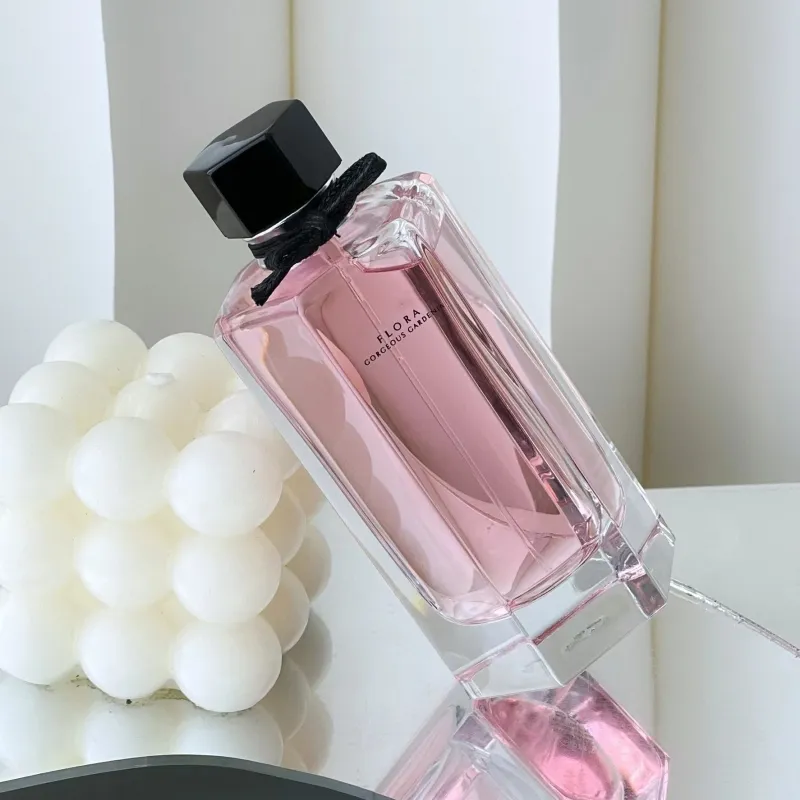 Stok Tasarımcı Flora Pembe Yeşil Mor Şişe Parfümler Kadınlar için Köln 100ml Kadın Seksi Koku Parfümler Sprey EDP Parfums Düğün Parfüm Hızlı Gemi Toptan