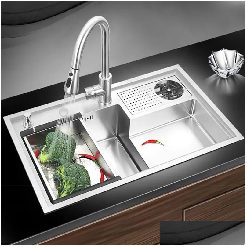 Kitchen Sinks 2023 New Cup Rinser Stepped Kitchen Sink 304 Rostfritt stål Handgjorda borstade stora storlekar av en enda droppleverans Hem Garde DHBM5