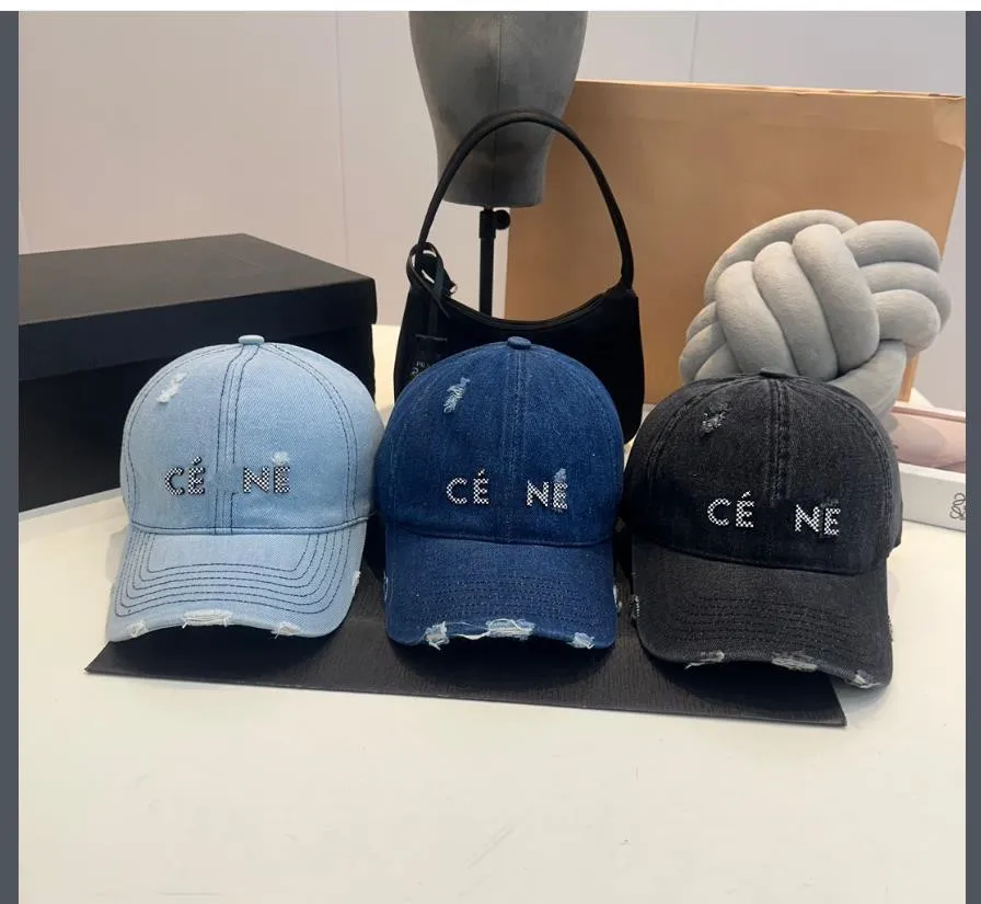 Luxury Cowboy Baseball Cap för män och kvinnor 2024 Designer Kvinnor Denim Ball Hat Caps Casquette Unisex Solid Embrodery Letter Print Monterade Sun Caps