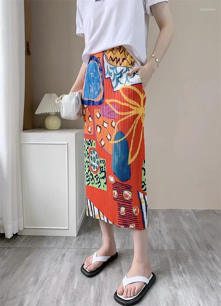 スカート女性のためのミヤケスカート2024夏のニッチ印刷されたプリーツカジュアルなミッドレングスの鞘