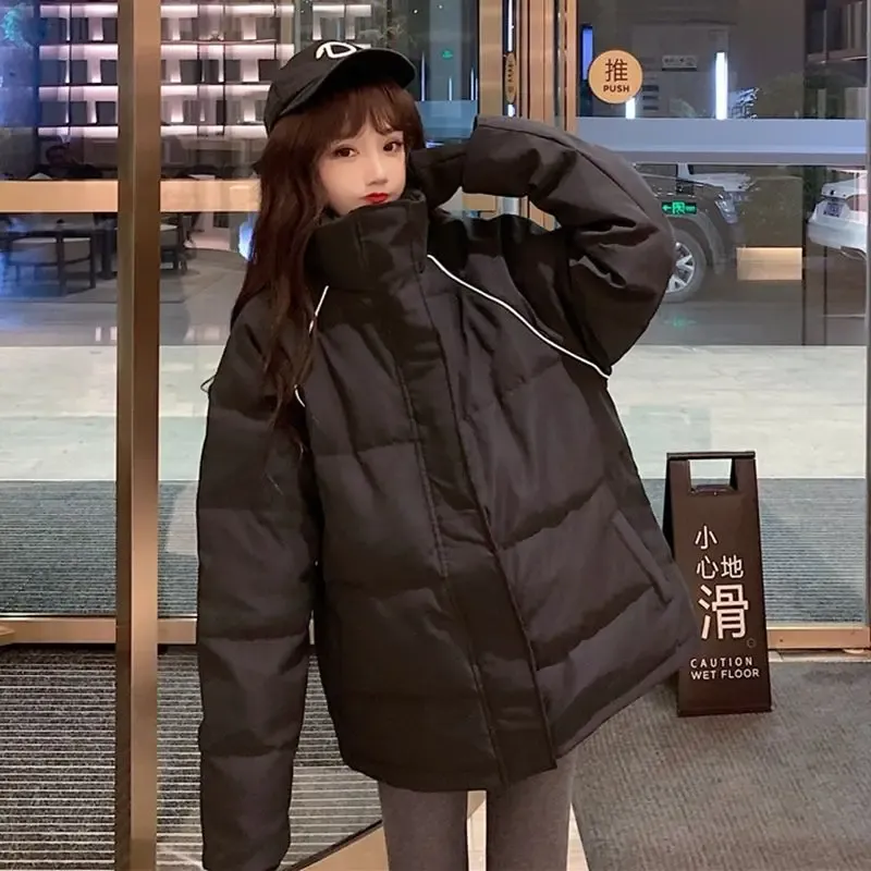 Parkas 2021 Fashion Cotton Płaszcz WomenWinter Ubrania Koreańska wersja luźna gruba harajuku chleb pikowana kurtka czarna kurtka w środkowej długości