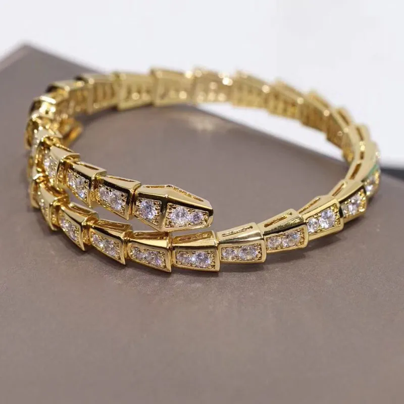 Bracelet exquis bijoux de créateur pour femmes, multi-styles, bijoux en or et argent, coffrets cadeaux de fête polyvalents, boîte