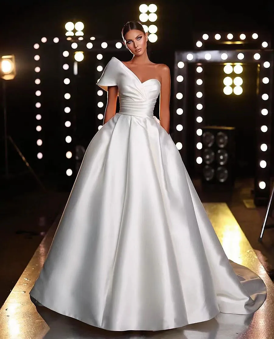 Line Sleeveless A Wedding Dress Satin Sweetheart Court Train Bridal Gown Princess Plus Size Custom Vestido De Novia