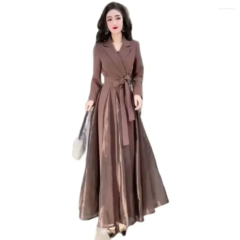 Casual Dresses Autumn and Winter 2024 Fashion Vintage High-End Kne Length Dress for Women Loose Slim Style M604