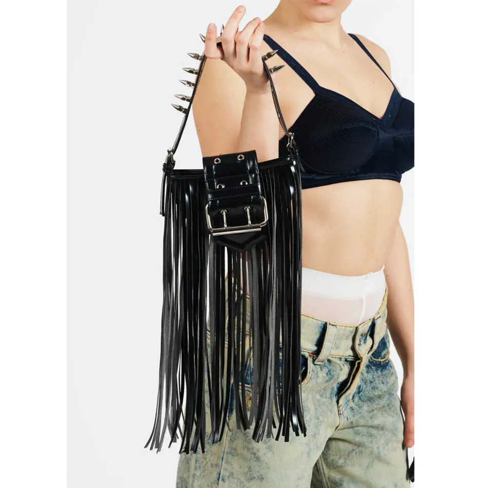 Ny designerpåse Spicy Girl Rivet Tassel Mobiltelefon charter bil Singel axel crossbody väska 240131