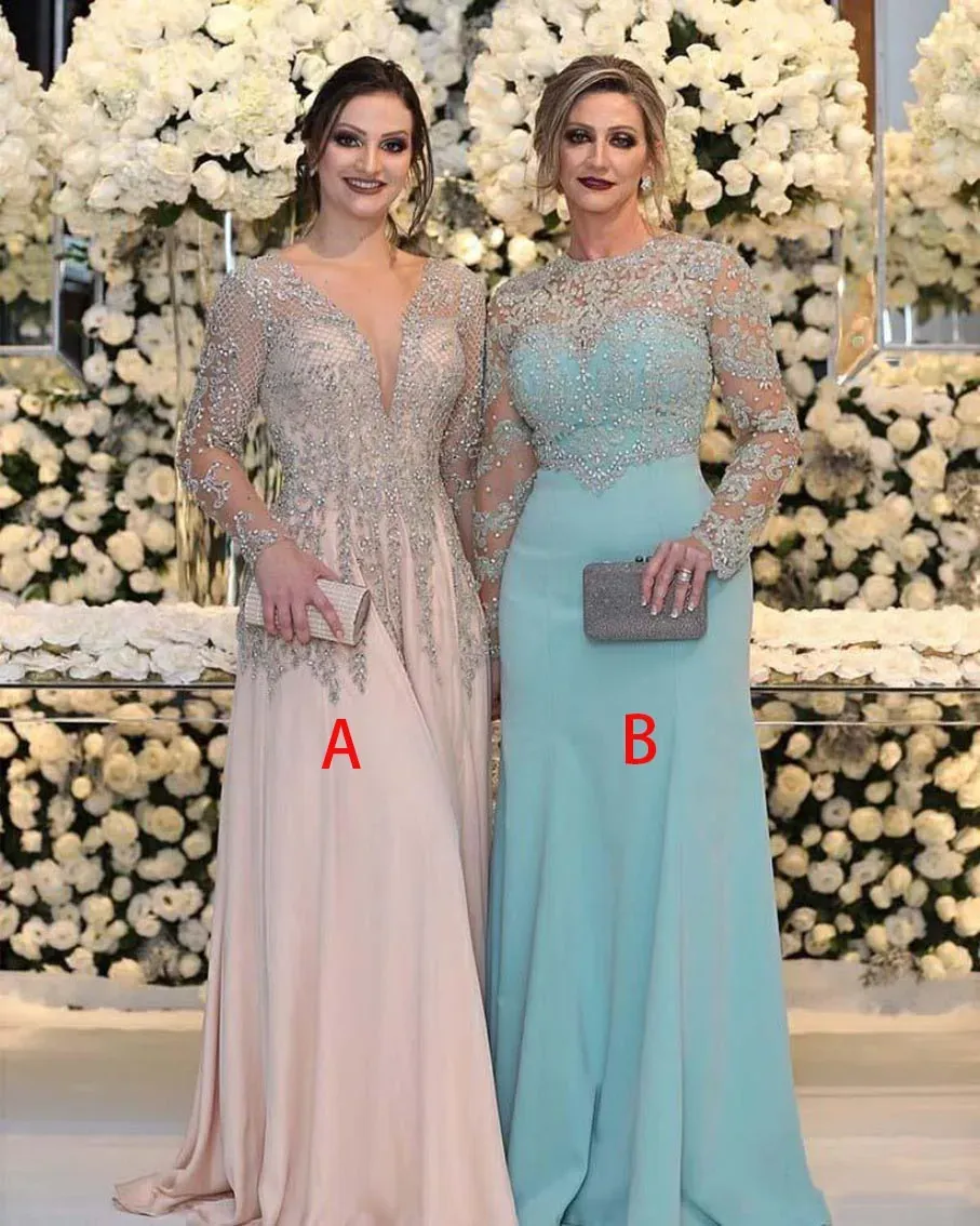 Luxuosos lantejoulas de cristal de contas Mãe dos vestidos de noiva Mangas compridas v pescoço rosa plus size size formal party baile vestidos