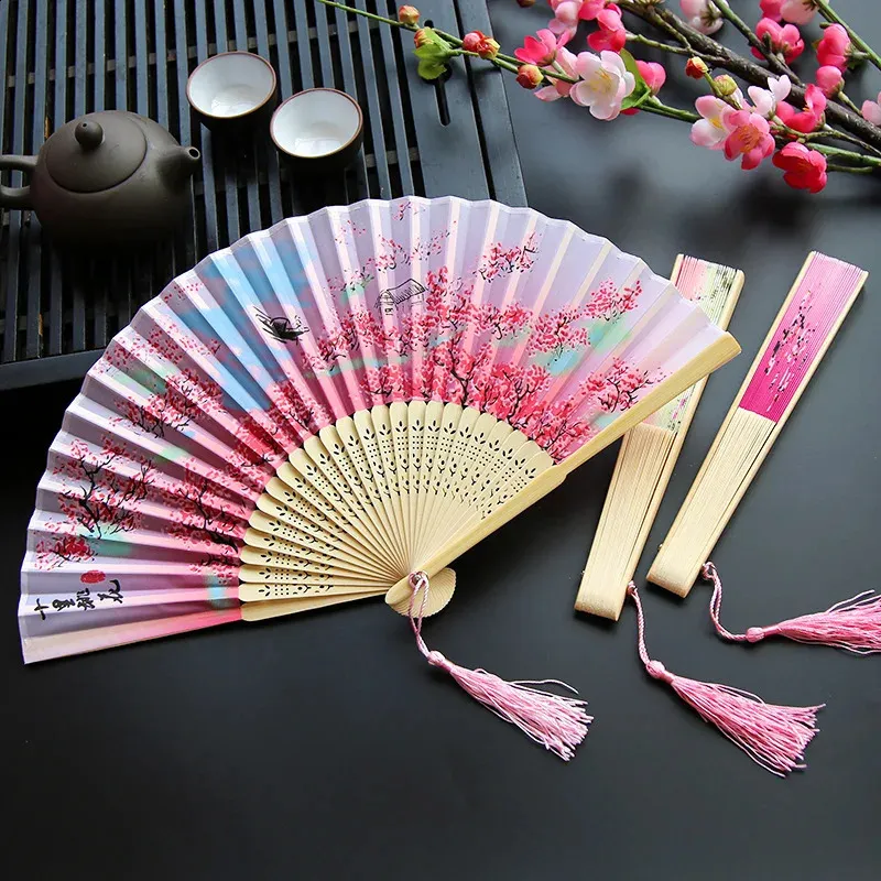 Kinesisk retrostil Silk Folding Fan Japanese Pattern Art and Craft Gift Home Decoration Party Dance Hand Fan Gift 240305