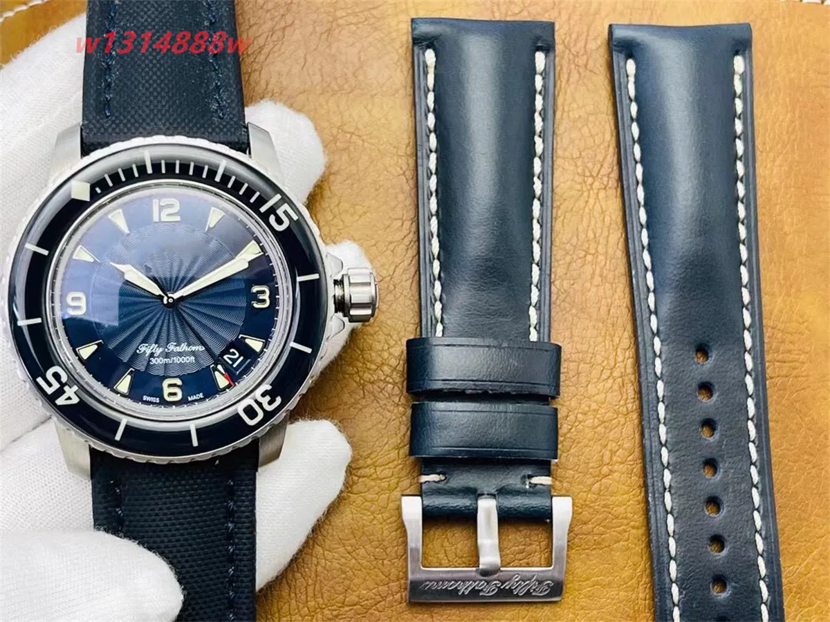 2024 ZF Factory Men's Watch Diameter 45mm Sapphire Bezel Luminous Coating Sapphire Crystal Glass Mirror djup dykning