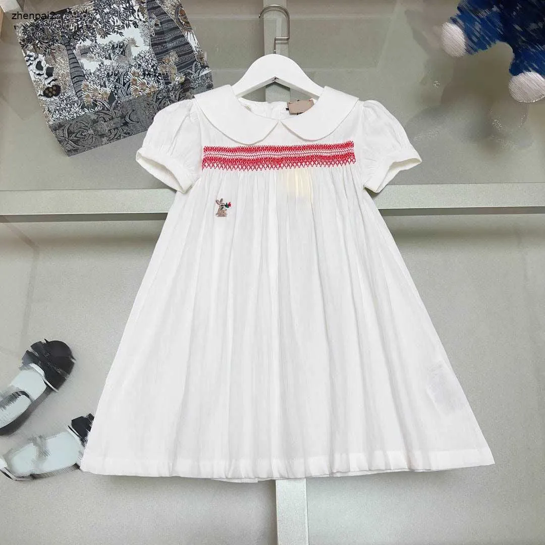 Lyxig baby kjol prinsessan klänning broderade mönster tjejklänningar spetsstorlek 110-160 cm barn designer kläder sommar barn frock 24mar