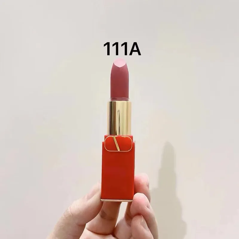 Profumo di lusso Mingtong Hualun Big V Rossetto Dress 3.4g Quattro colori Spot 111A 217A 219A 409A L'ingrosso può essere inviato per conto di altri