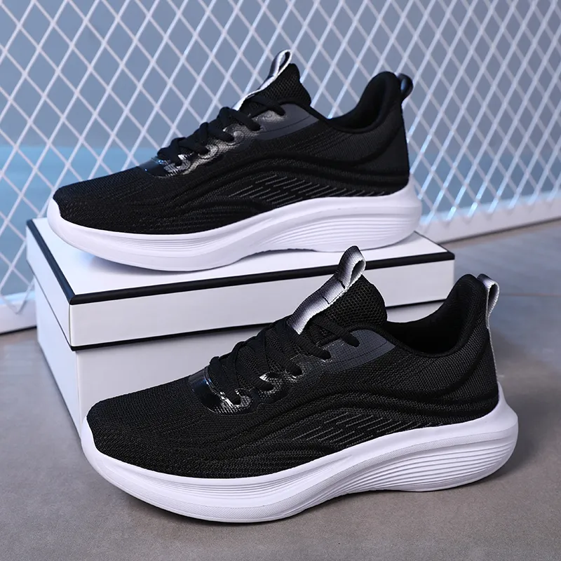 Nowe przybycie buty do biegania dla mężczyzn Sneakery moda czarny biały niebieski fioletowe szare trenerzy męskie trenerzy gai-7 sport