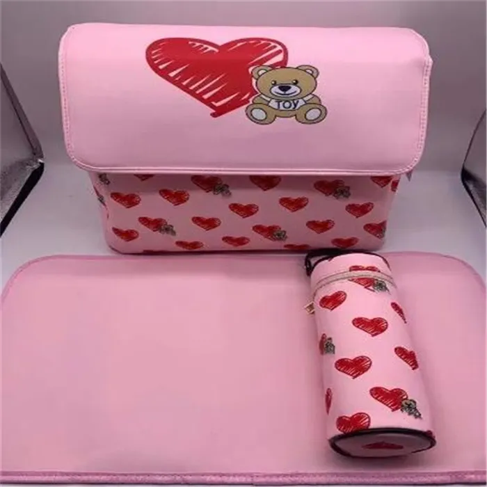 Borse per pannolini di lusso Designer Borsa per pannolini impermeabile per mamma Borsa per pannolini per bambini Cerniera per bambini Stampa di cartoni animati Zaino Messenger Borsa per pannolini in pile Set di tre pezzi di moda