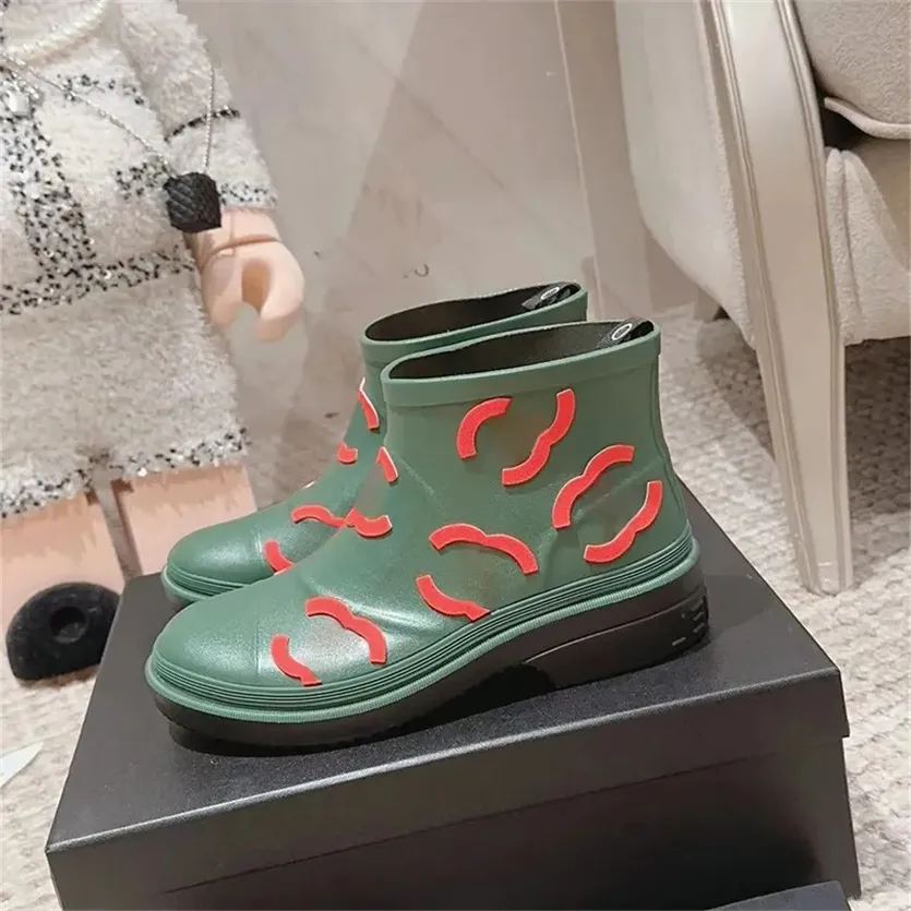 Tasarımcı Botlar Kadın Yağmur Kalın Topuk Kalın Sole Ayak Bileği Botları Kadınlar