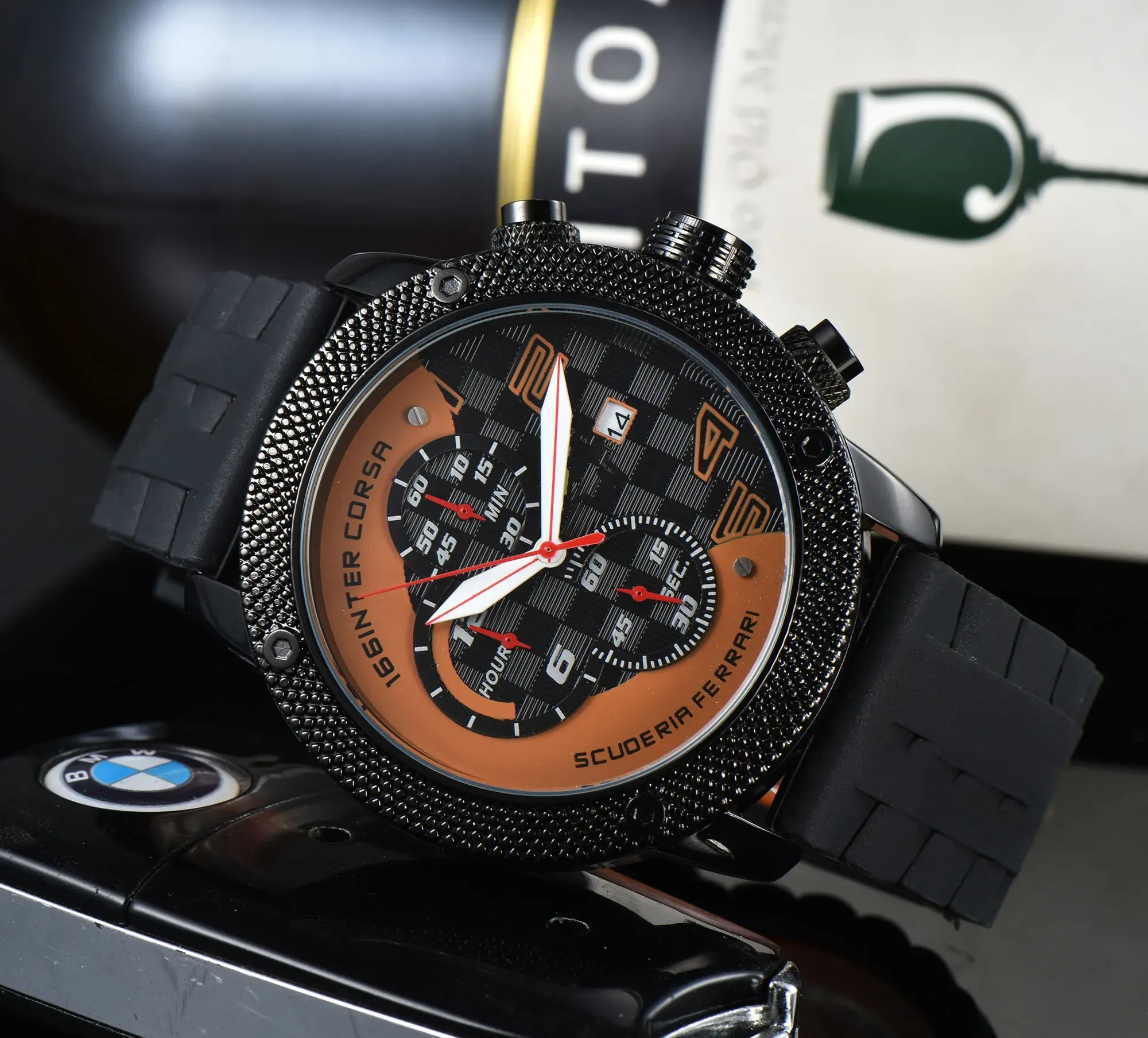 2024新しいトップブランド高級メンズウォッチ輝く防水ステンレス鋼の時計クォーツメンズビジネス腕時計FE8870