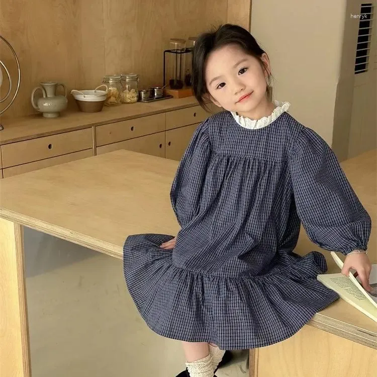 Mädchen Kleider Mädchen Casual Kleid Koreanische Kinder Gitter Mode Lange Ärmeln Blume Rand Kragen Lotus Blatt Kausalen 2024