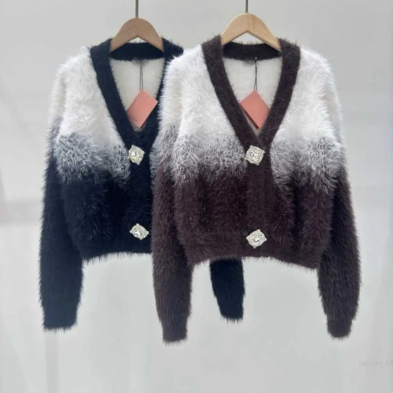 designer Miu Home High Edition AutumnWinter Pure Desire Wind Imitation Diam Knitted Sweater Sweetheart Style Top 18PY
