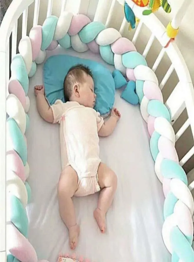 Children039S PlayPen Baby Bed Bumper Room Decor Lång stripvävning Plush Crib Protector Spädbarn Knutt Staket Kids Safety Barrie7371510