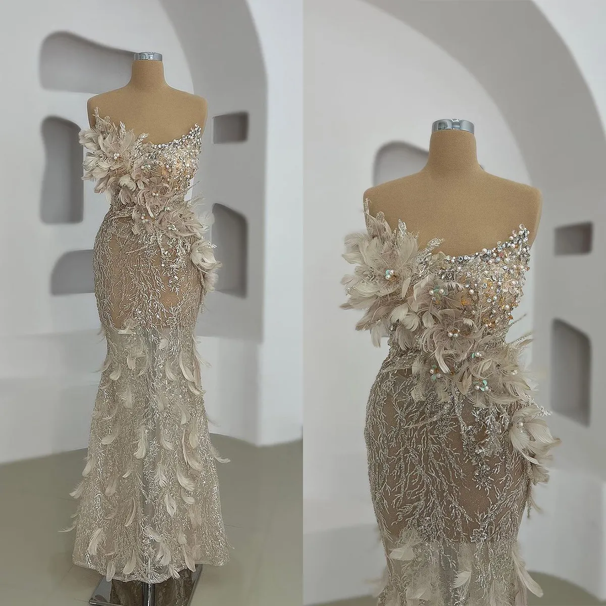 Splendidi abiti da ballo a sirena senza spalline applicazioni in pizzo perle piume decorazione design lunghezza del pavimento cerniera abito da festa formale su misura Vestido De Noite